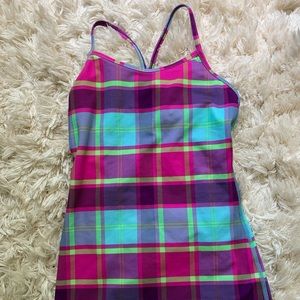 LULULEMON/ivivvia girls tank top